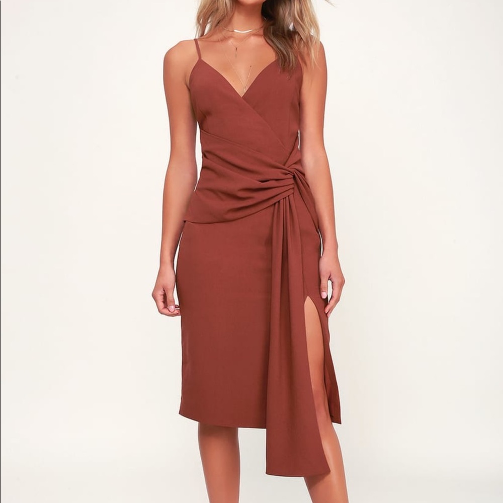 NWOT burgundy knot midi dress